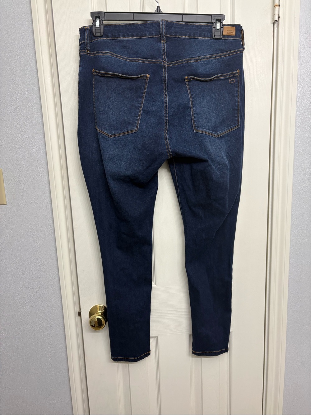 Crown & Ivy Dark Blue Women's Slim Fit Jeans - Picture 2 of 3